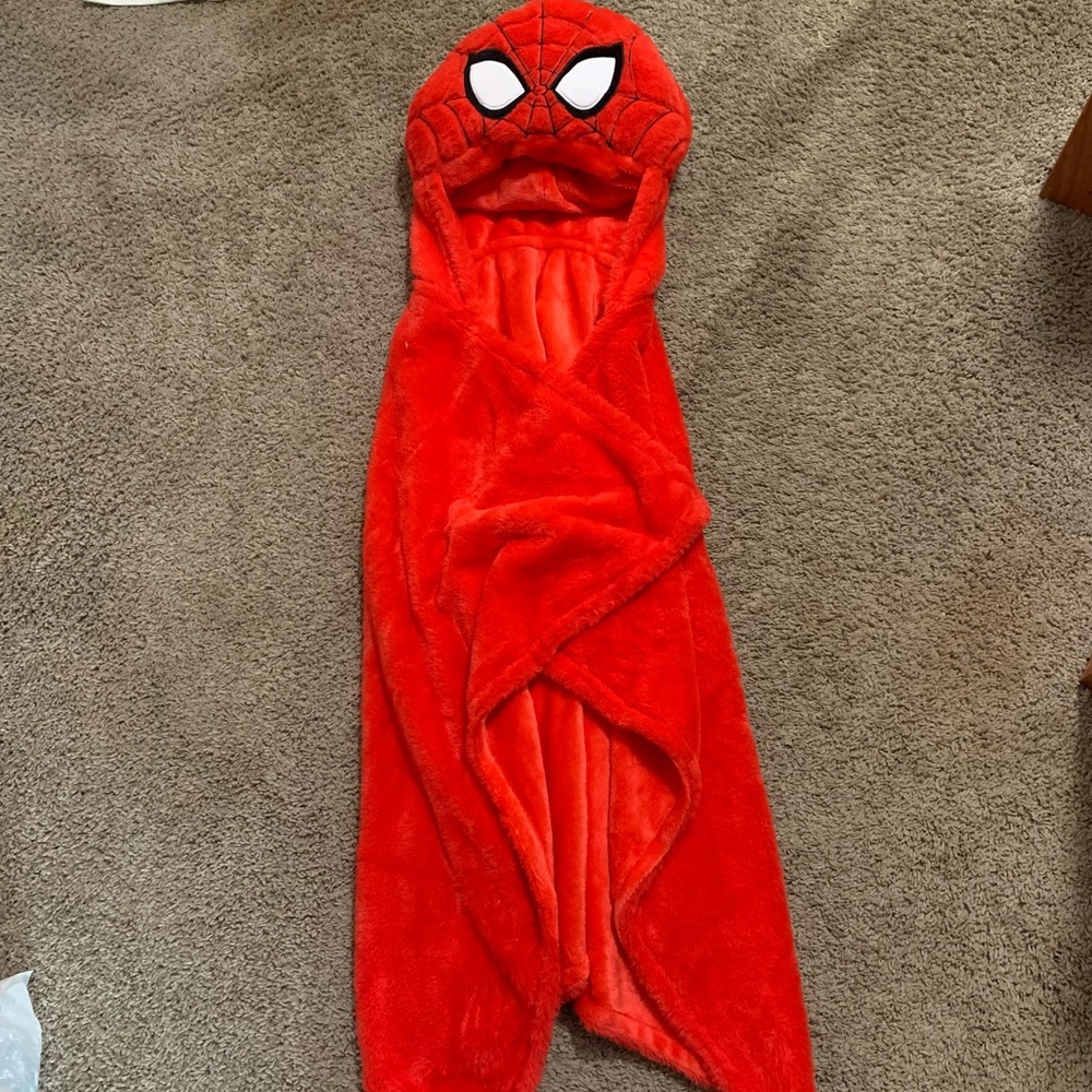 Spider-Man Marvel Hooded Red Blanket